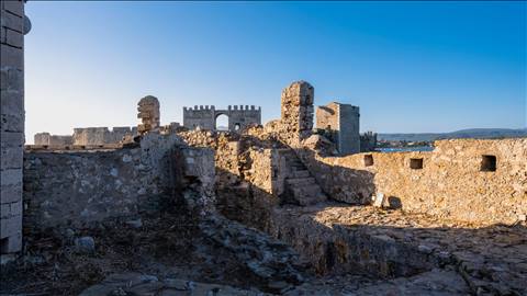 Methoni and the Castle tales